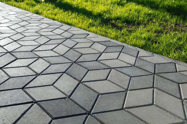 Best Natural Stone Driveway Pavers in Belmond, IA